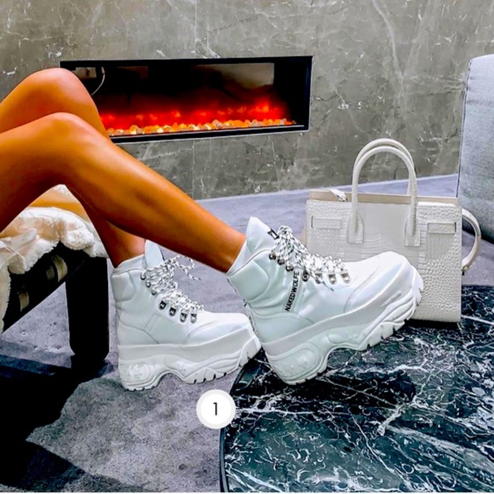 NWT Naked Wolfe Wicked White Boots